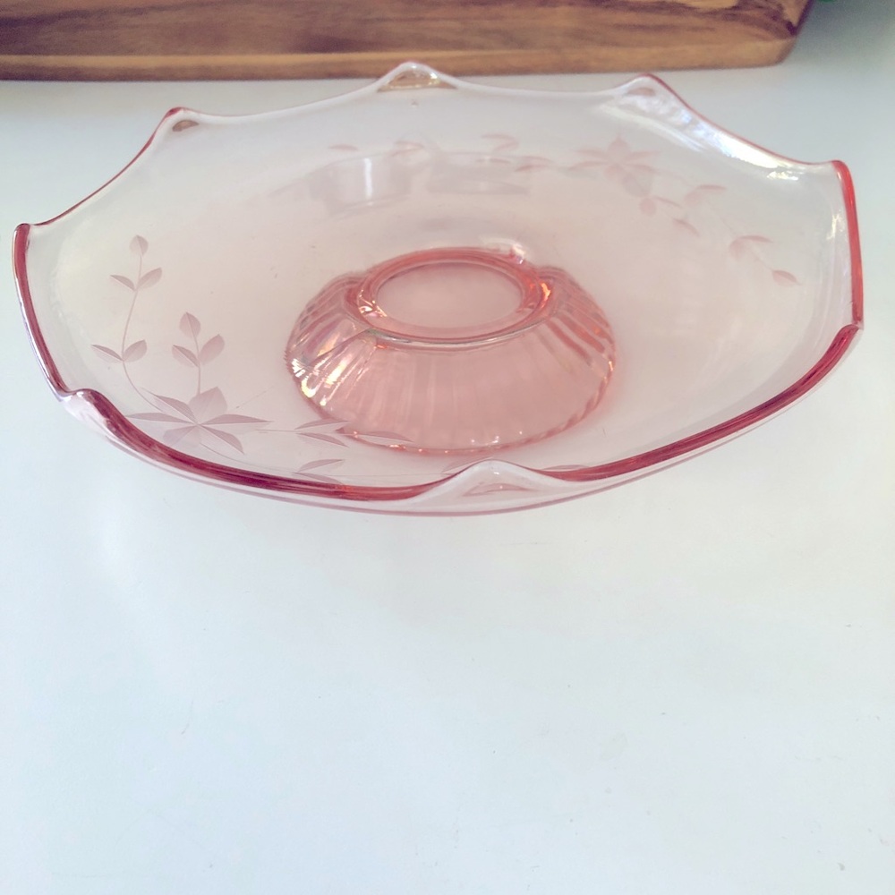 vintage pink depression glass octagonal console serving bowl with floral etch